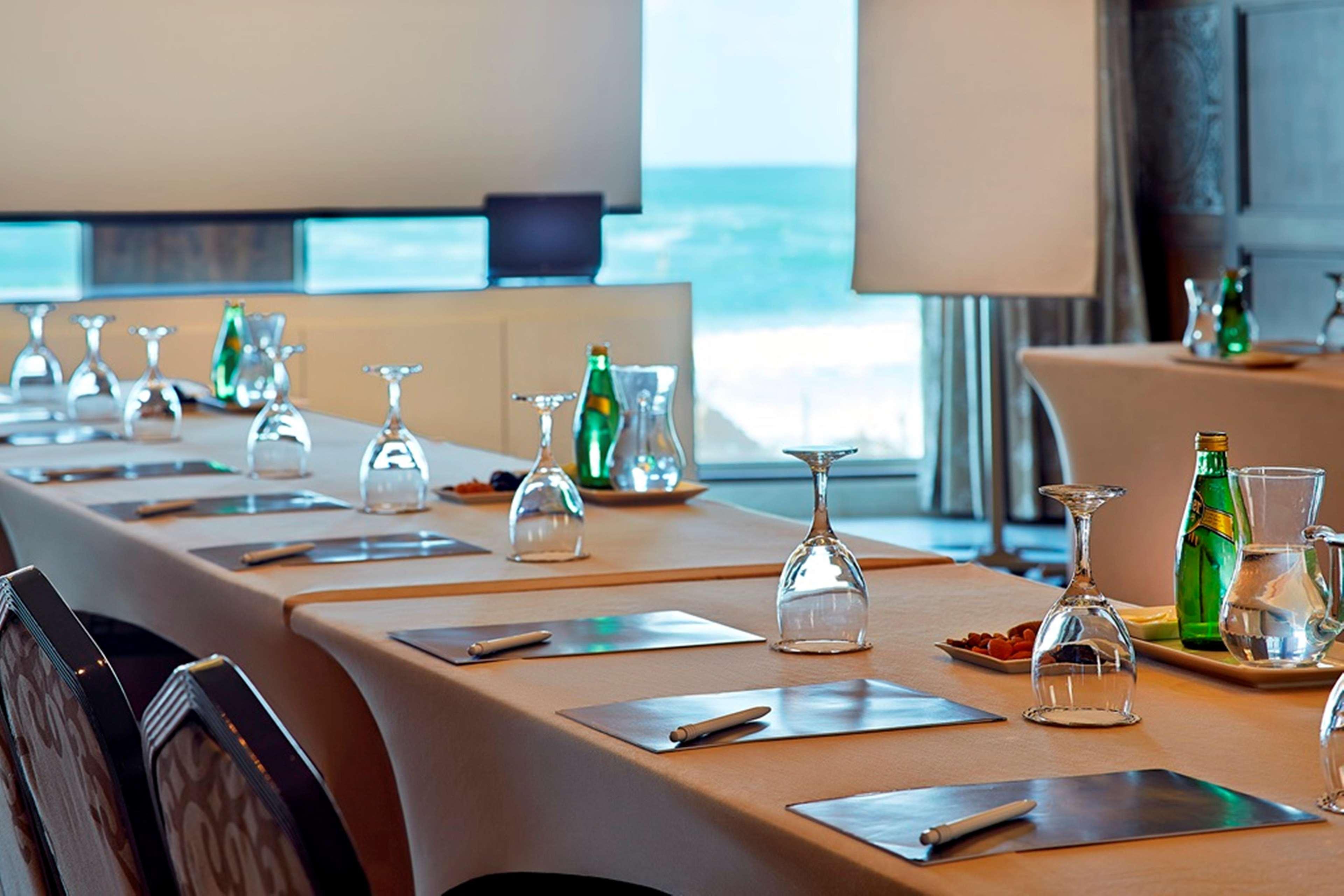 Hilton Alexandria Corniche Hotel Exteriér fotografie Meeting room